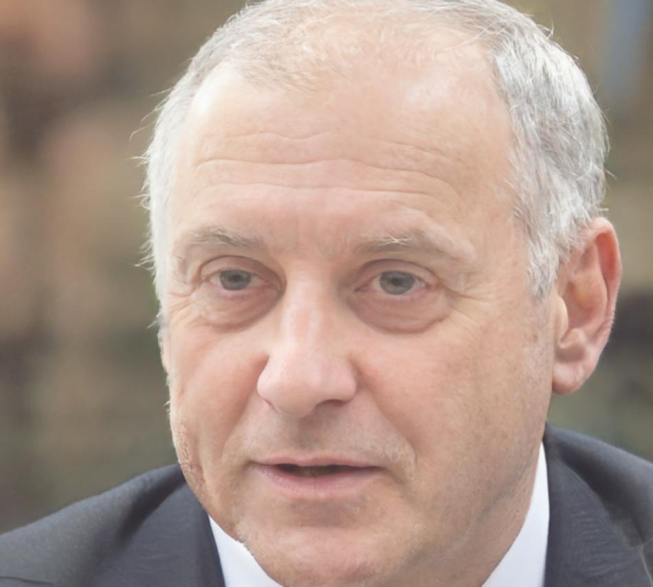 Marc Dubois, Responsable Financier